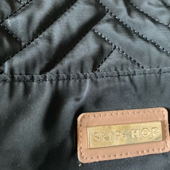 Skip hop baby diaper bag - Picture 8 of 12